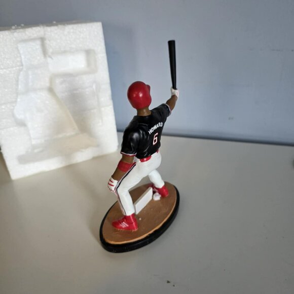 NIB Ryan Howard Figurine Reading Phillies - Picture 4 of 7